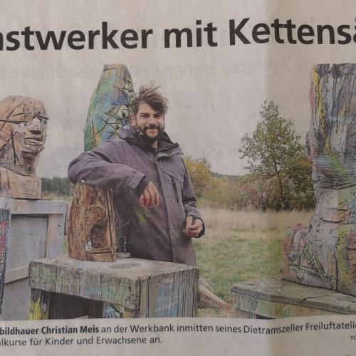 Bericht über Fachlehrer Christian Meis mit dem Titel Kunstwerker mit Kettensäge